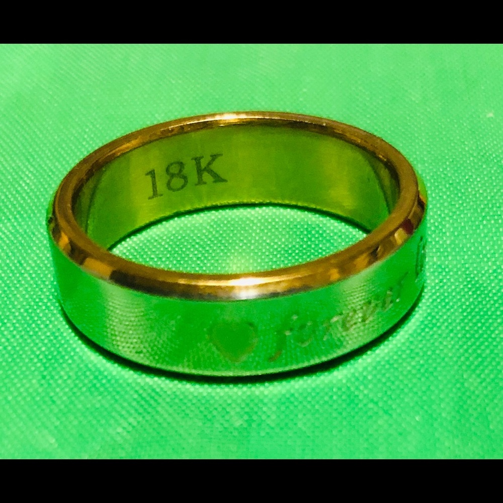 Used ring size 8. - Picture 6 of 8